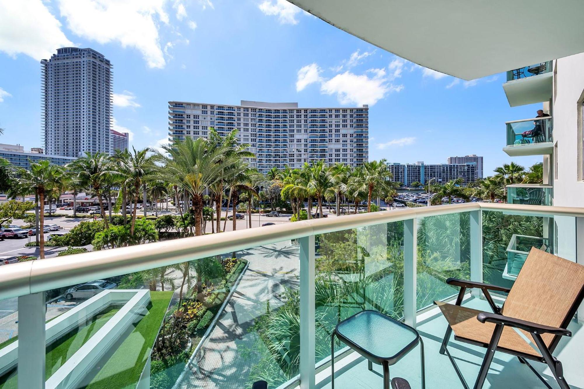 The Tides Apartments On The Beach Hollywood Exterior foto